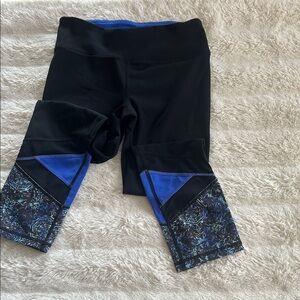 GAIAM Black and Blue Abstract Leggings